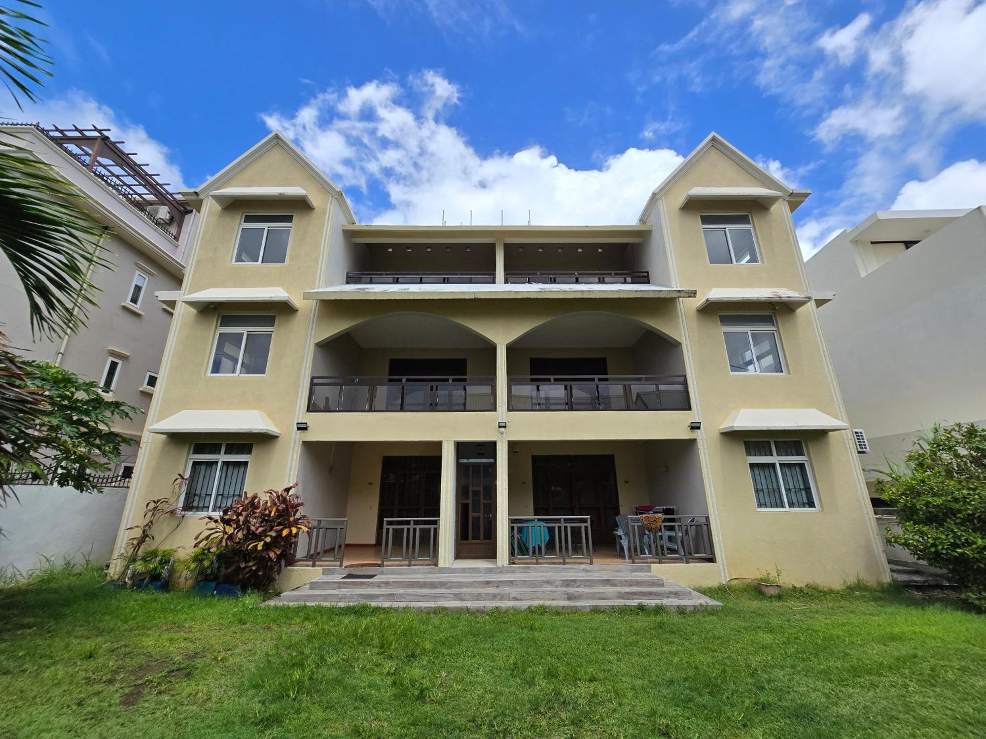 Le Diamant Vert Apartments @ Mont Choisy Exterior photo